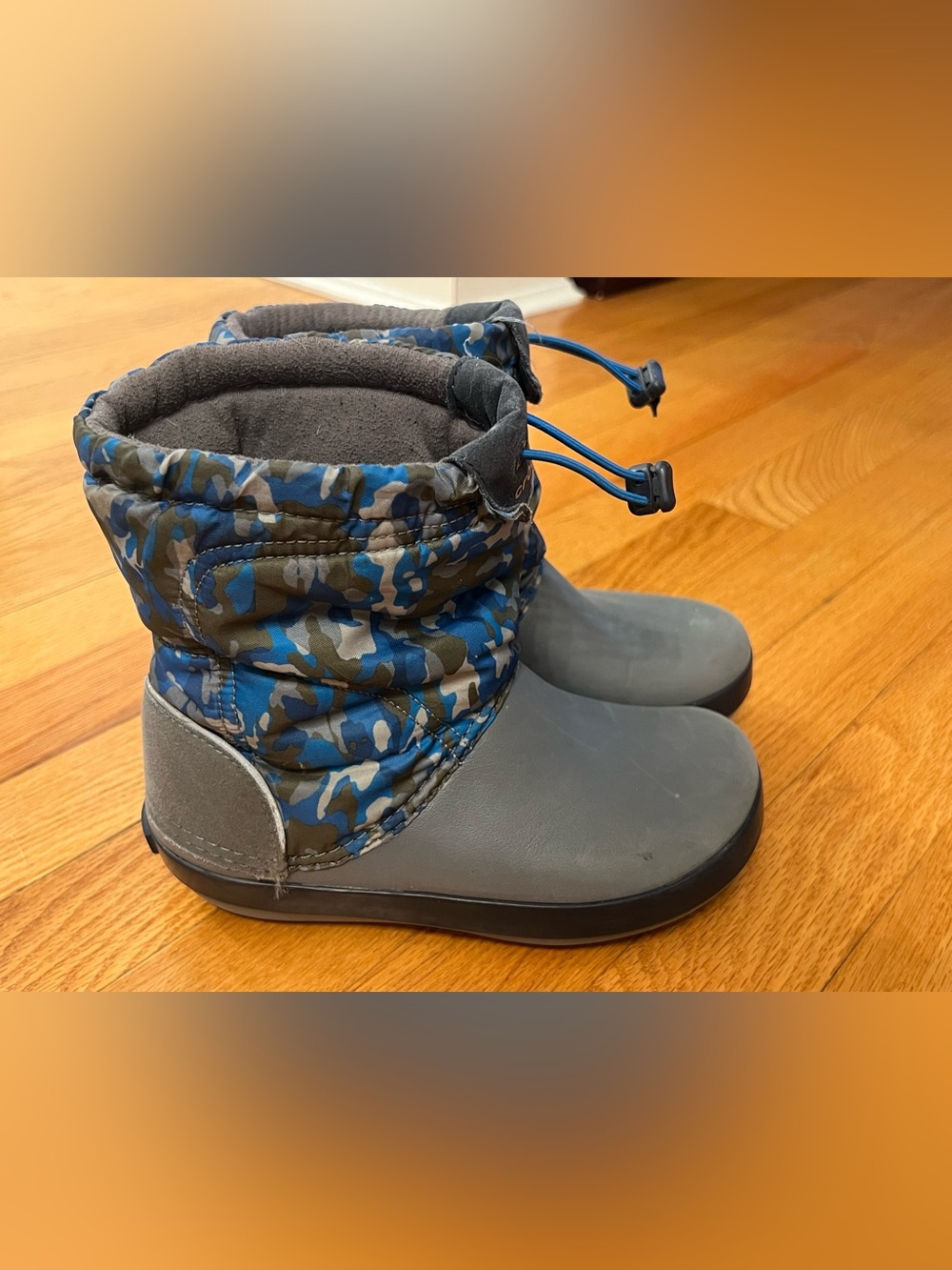 CROCS Kids Blue & Gray Camo Insulated Rain snow Boots
